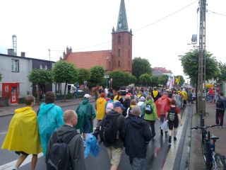 Zbliżamy się do postoju w Kuźnicy – kościół pw. św. Antoniego Padewskiego